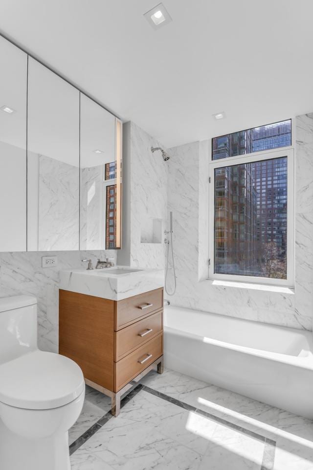 Building Photo - 2 bedroom in NEW YORK NY 10282