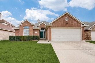 Building Photo - 7740 Summerbrook Cir