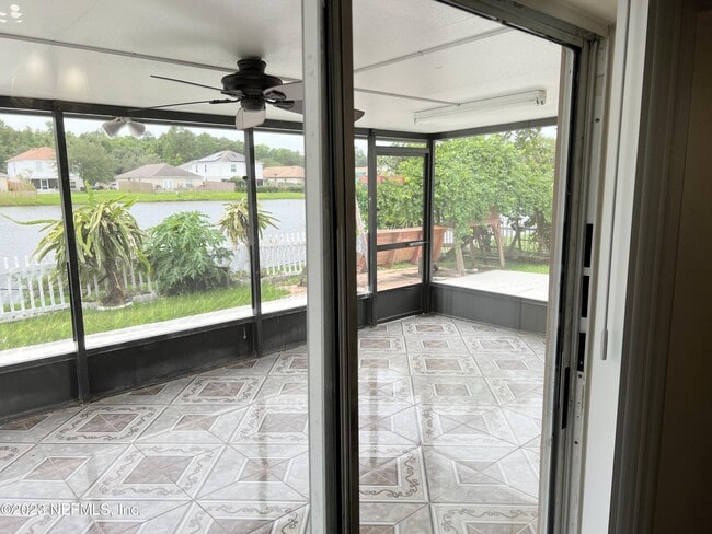 Building Photo - 6580 Gentle Oaks Dr N