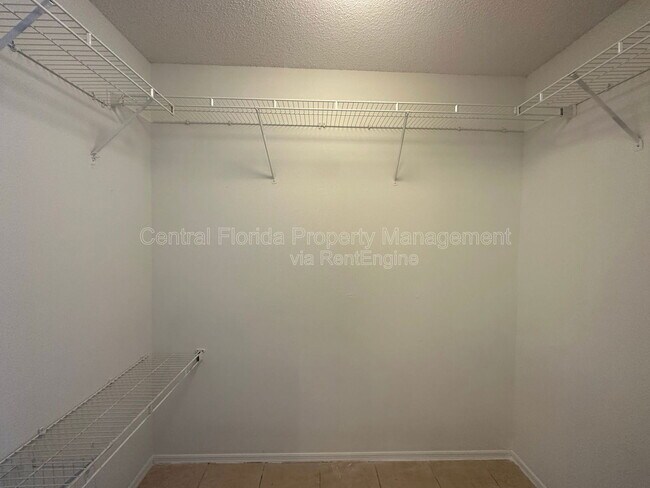 Building Photo - 14328 Rainsong Dr