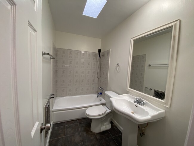 Hall Bath - 6126 Fulton Ave