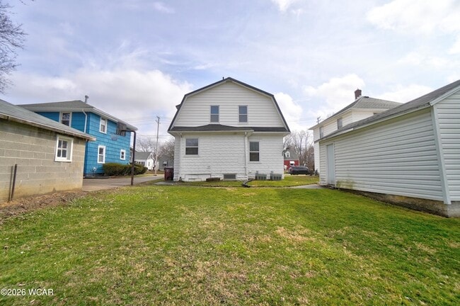 Building Photo - 1141.5 N Main St