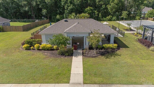 Building Photo - 4169 Equestrian Blvd
