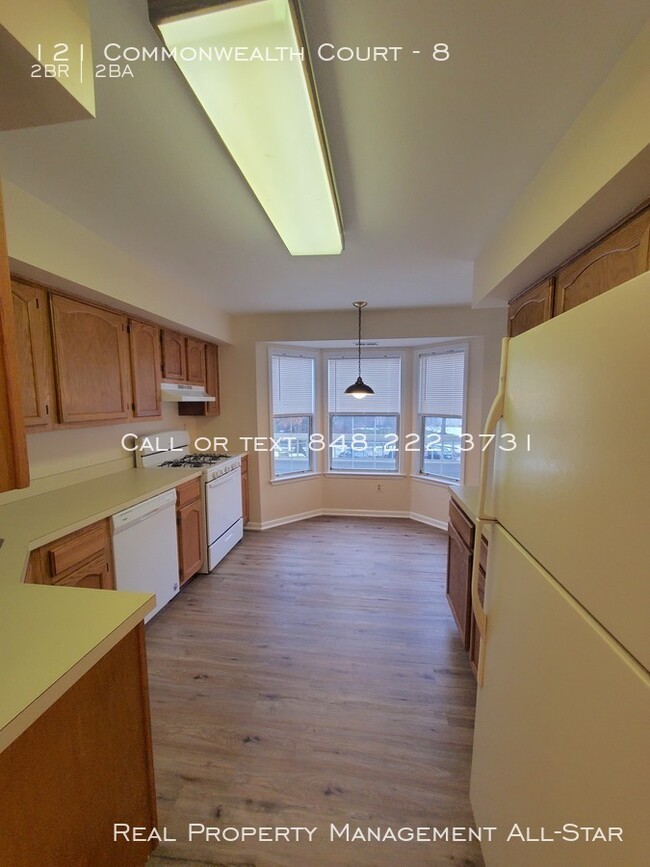 Building Photo - 121 Commonwealth Ct