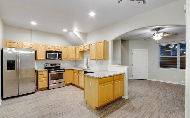 Building Photo - 3331 Apple Blossom Ln