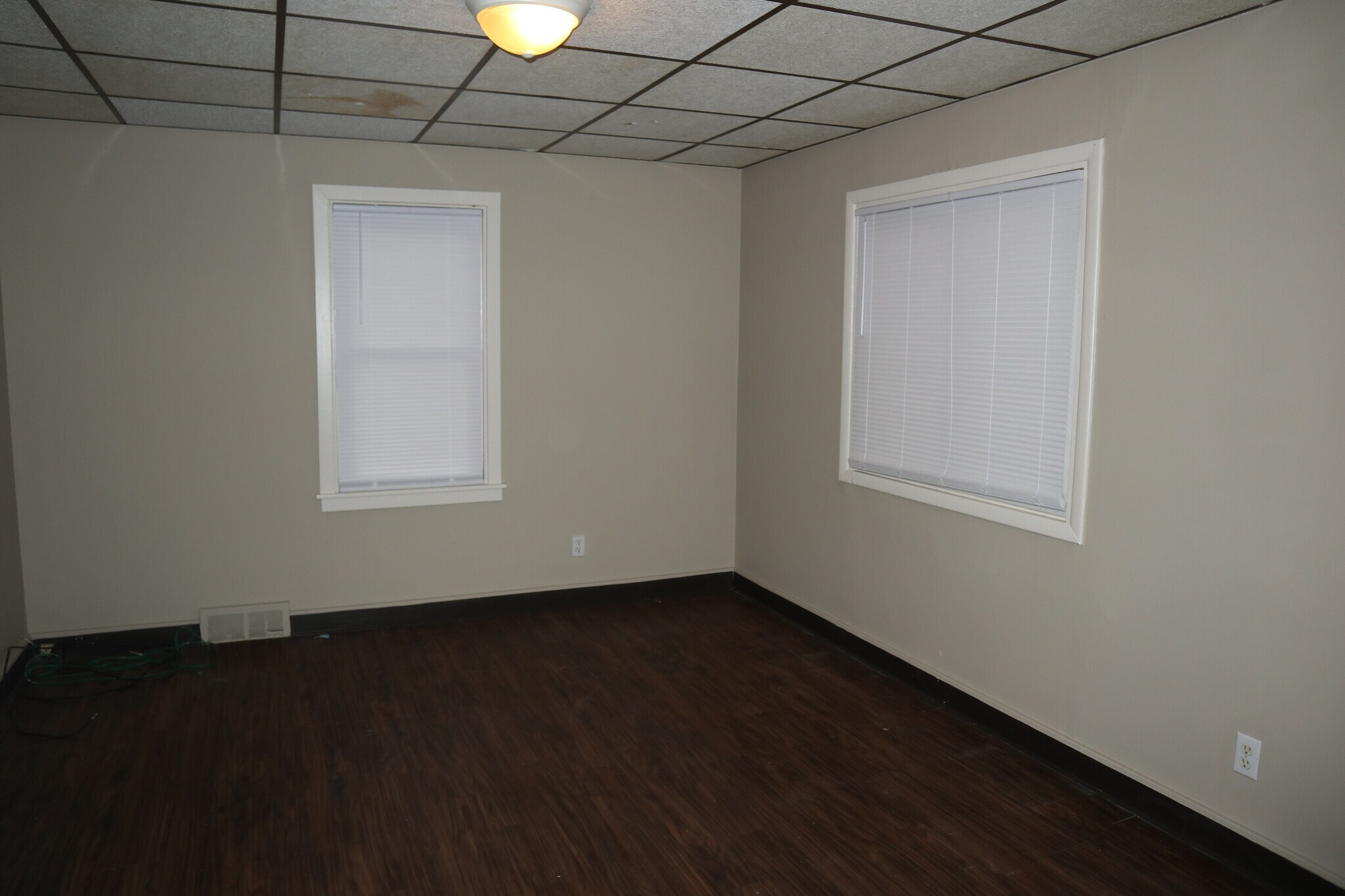 Building Photo - 523 East St