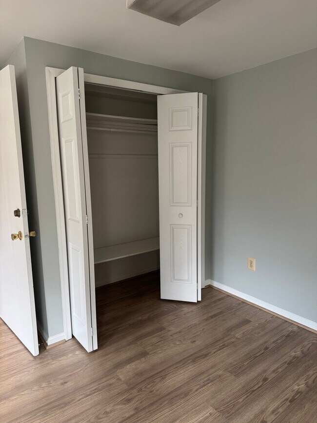 Building Photo - 8929 Bald Hill Pl