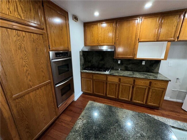 Building Photo - 23018 Hartland St