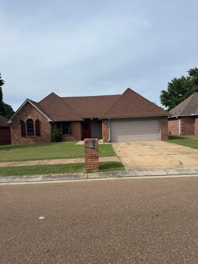 Building Photo - Renovated 3 Bedroom 2 Bath Home for Rent w...