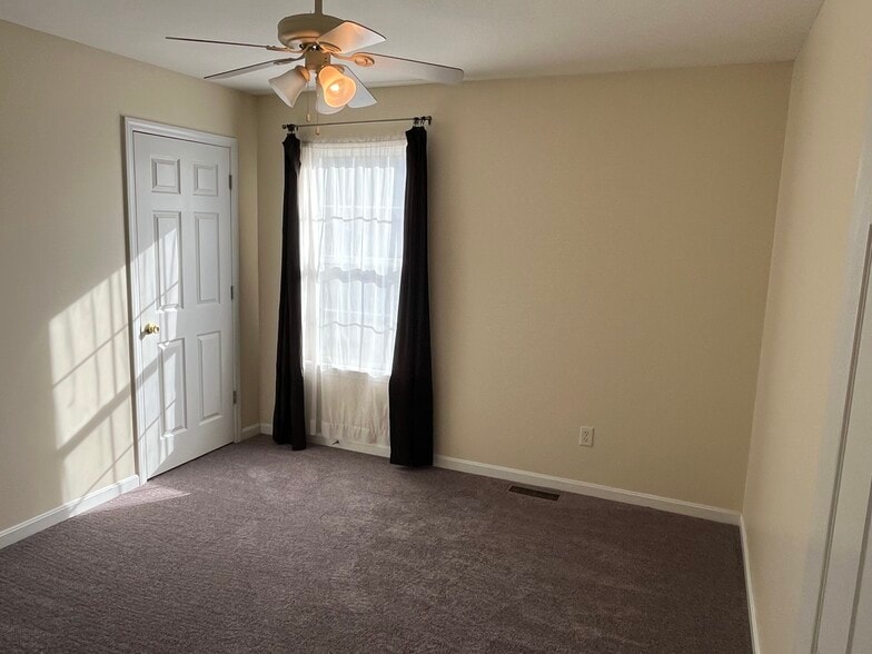 Bedroom 2 - 5795 Reserve Ct