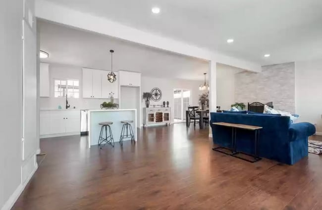 Building Photo - 5 Bedroom Updated Clairemont Home (Perfect...