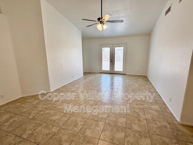 Building Photo - 8936 W John Cabot Rd