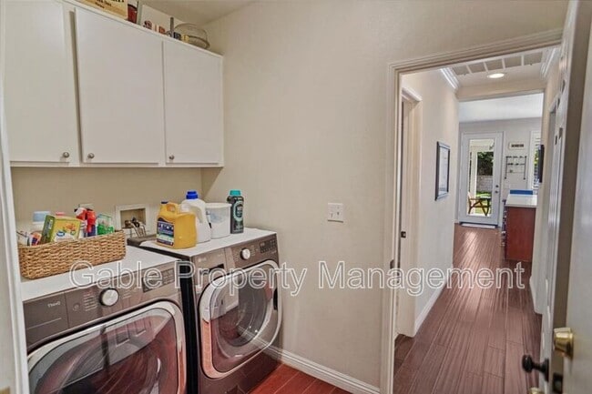 Building Photo - 22922 Boxwood Ln