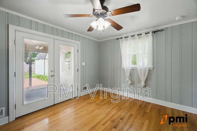 Building Photo - 4012 Nina Dr