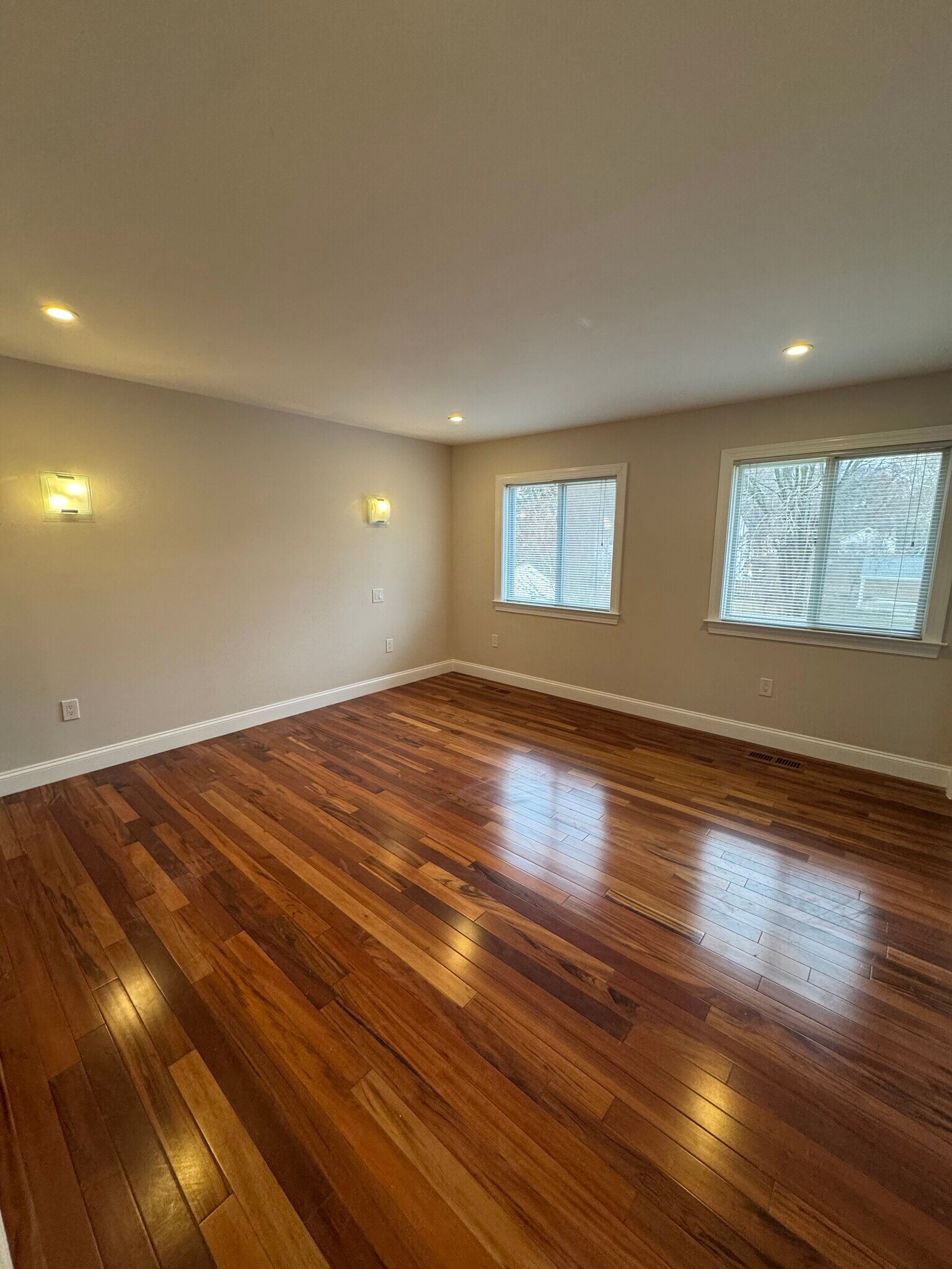 Building Photo - 7209 Needwood Rd