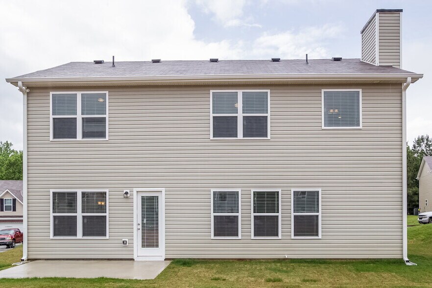 Building Photo - 601 Fieldcrest Dr