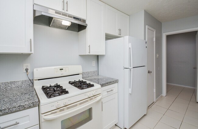 Building Photo - 16518 Monte Carlo Ln