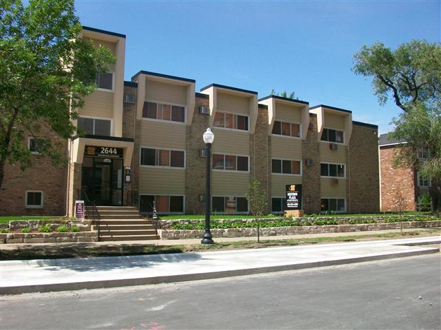 Building Photo - Midtown Plaza Apartments