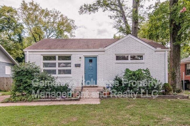 Primary Photo - 1010 Seymour Ave
