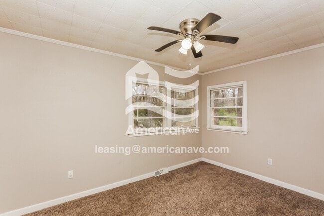 Building Photo - 3644 Meadow Ln