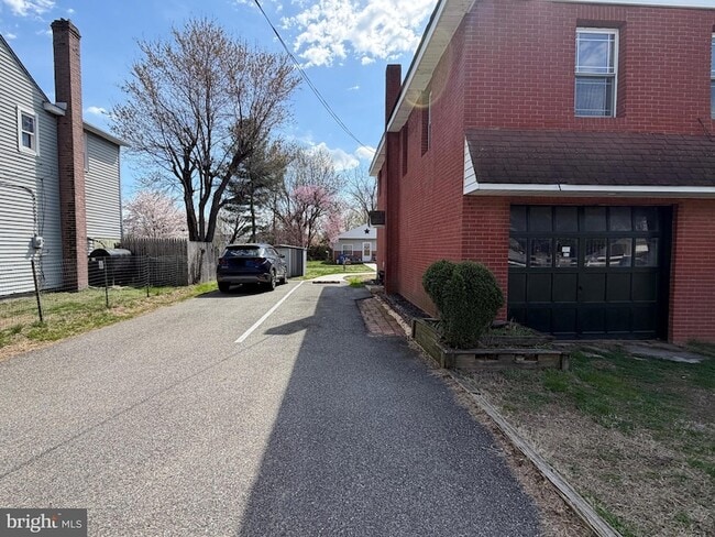 Building Photo - 781 Paulsboro Rd