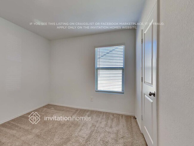 Building Photo - 464 Frio Pass Trl