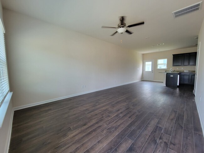 Building Photo - 8095 Logan Dr