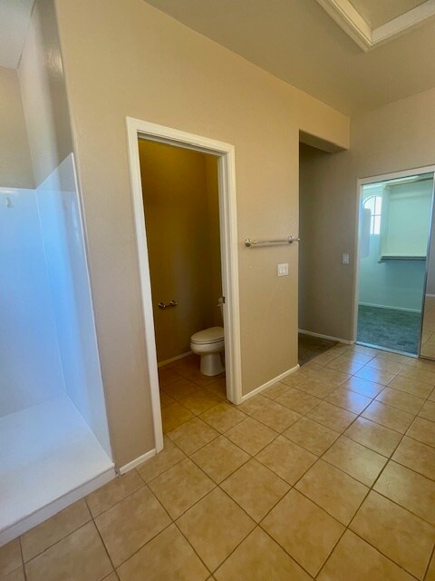 Building Photo - 3727 N Springfield St