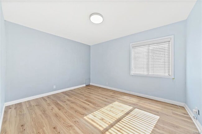 Building Photo - 5400 Columbus Ave