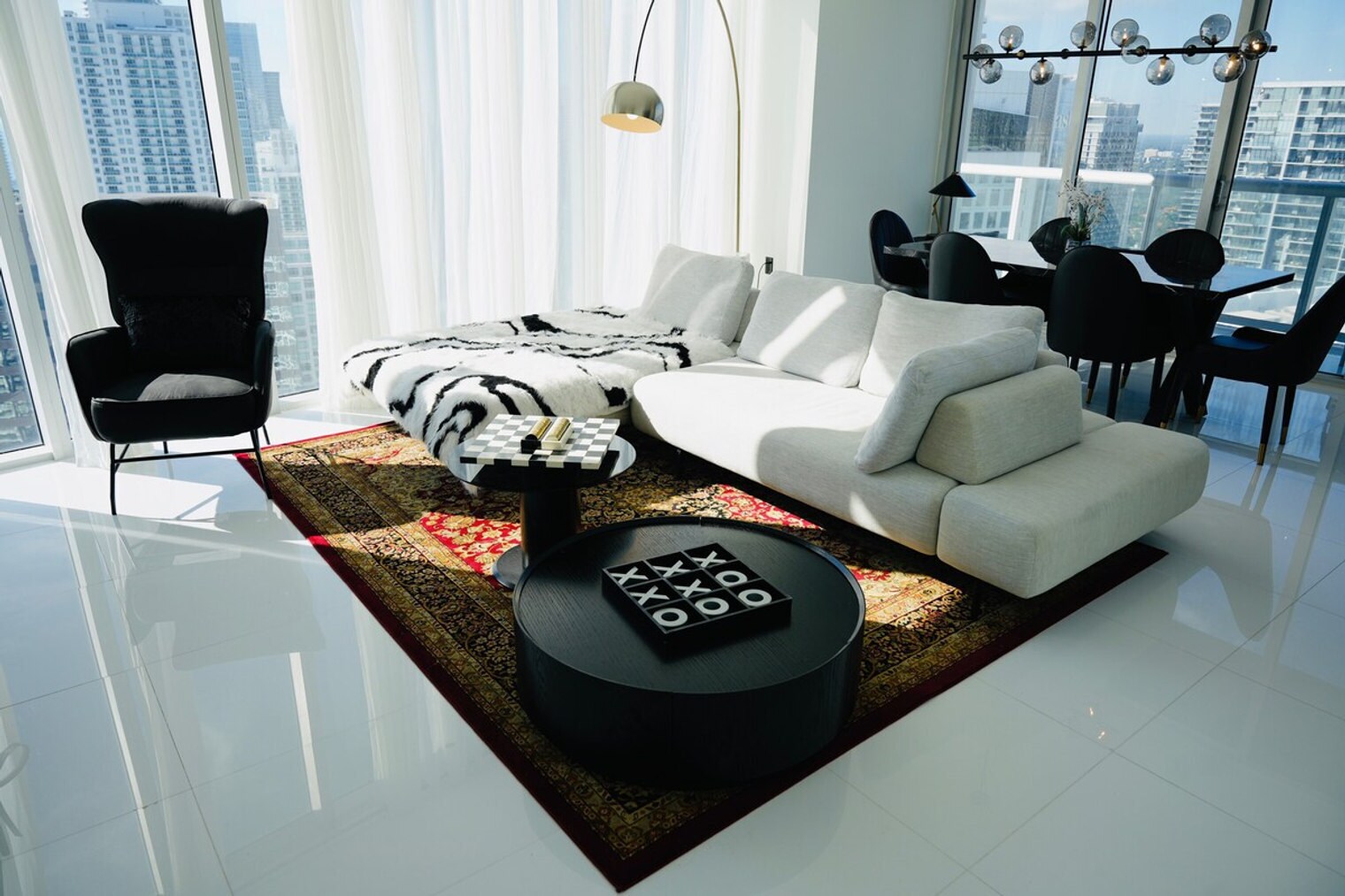 Building Photo - 631 Brickell Ave