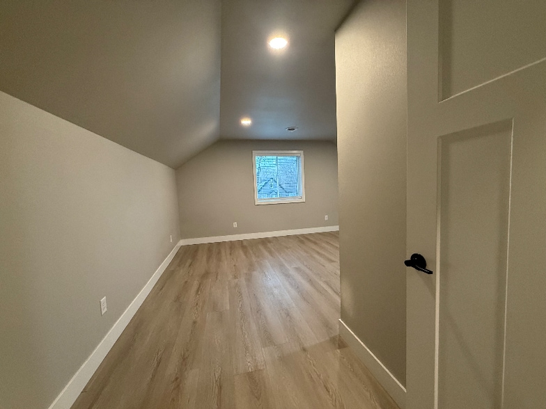 Building Photo - 651 Washington St