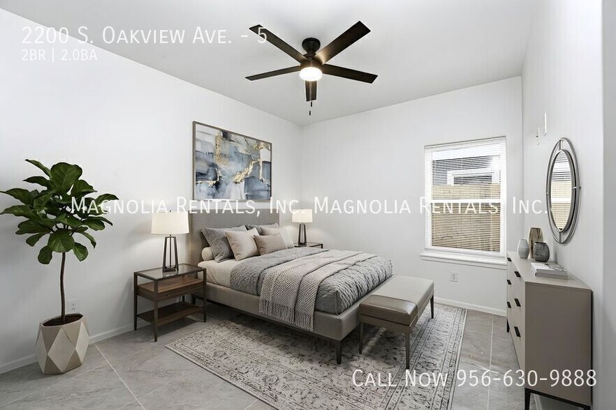 Building Photo - 2200 S Oakview Dr