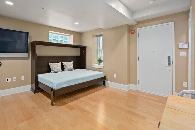 Building Photo - 2818 Connecticut Ave NW