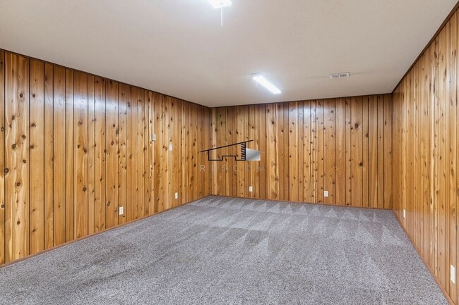 Building Photo - 2151 N 5700 E