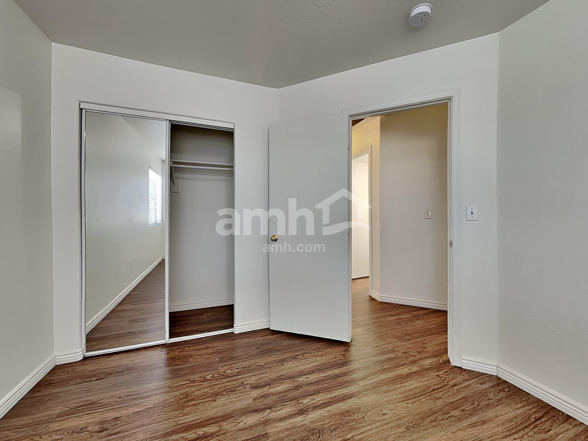 Building Photo - 7519 E Naranja Ave