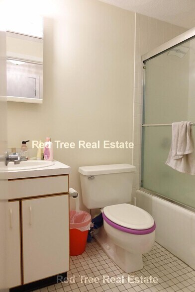 Building Photo - 40 Townly Rd