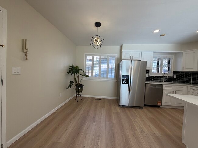 Building Photo - 1109 South St