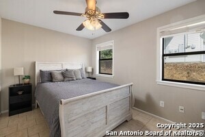 Building Photo - 1267 E Common St