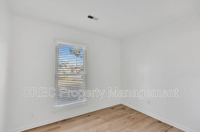 Building Photo - 8557 S Waccamaw Ct