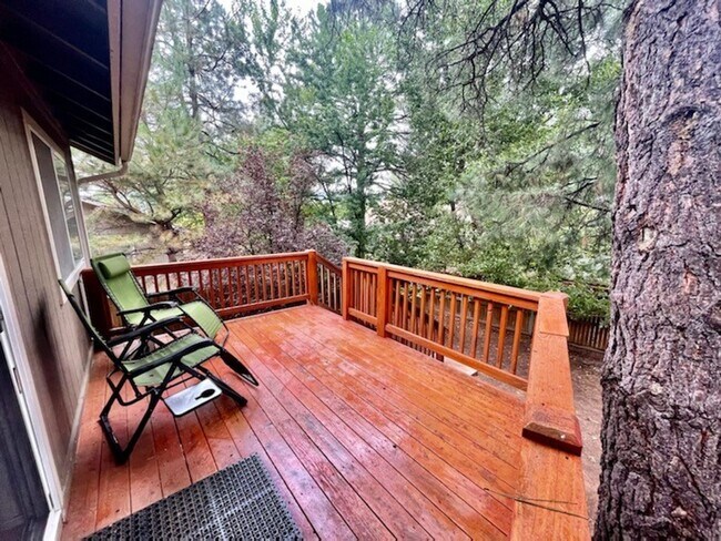Building Photo - West-Flagstaff House (Aspen Trails)- 3 Bed, 2 Bath, 2 Car Garage Home -Students & Dogs OK! Avail....