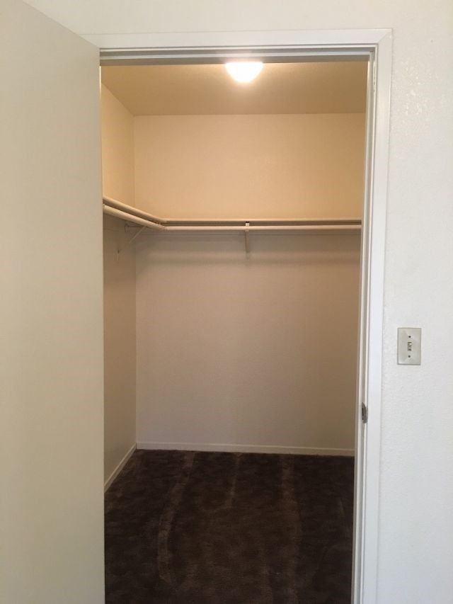 Building Photo - Apartment For Rent in Fresno