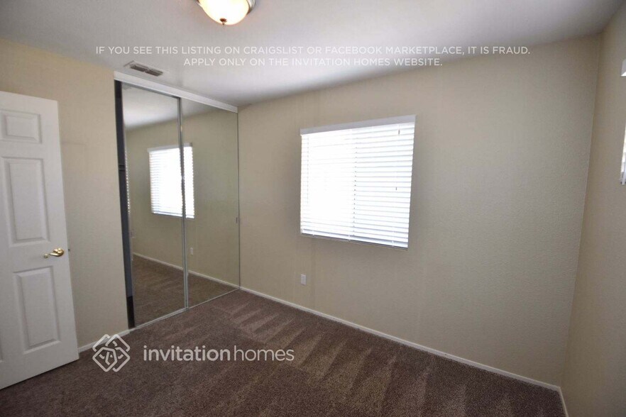 Building Photo - 973 Celestine Cir