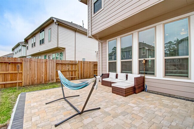 Building Photo - 617 Aspen Falls Ct