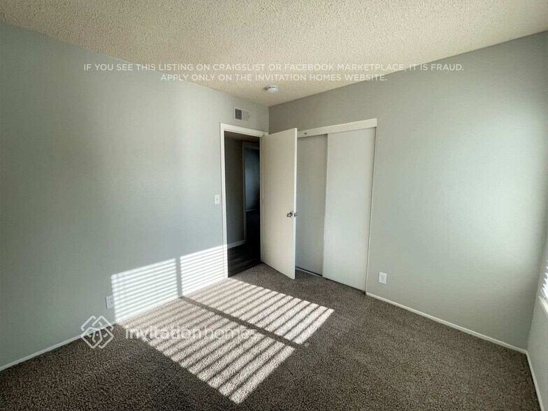 Building Photo - 690 Amherst Ct