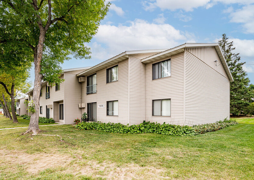 Primary Photo - Meadowbrook Apartments