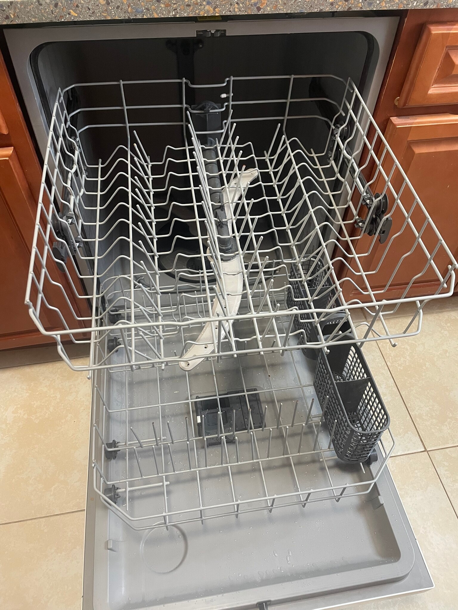 Dishwasher - 407 Tyler Ave
