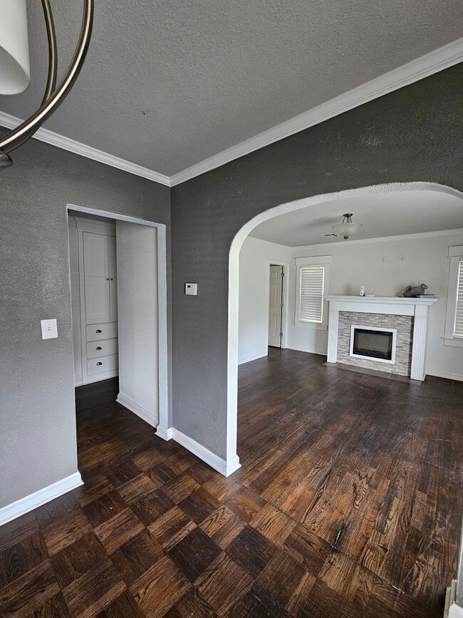 Building Photo - 1718 NE 20th St