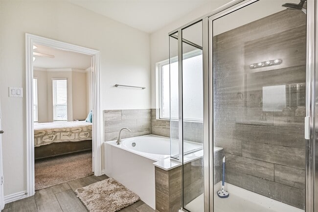 Building Photo - 23213 Zinfandel Dr