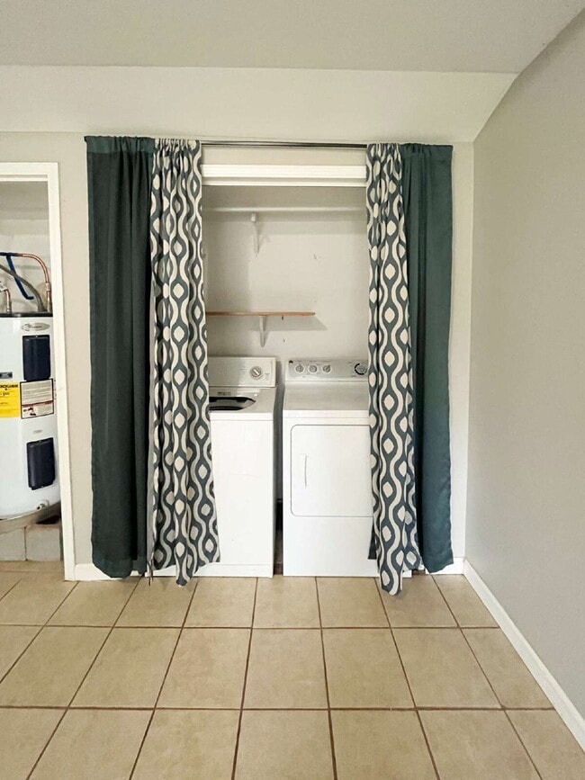 Building Photo - Cozy 3-Bed Home in the Heart of Wake Forest