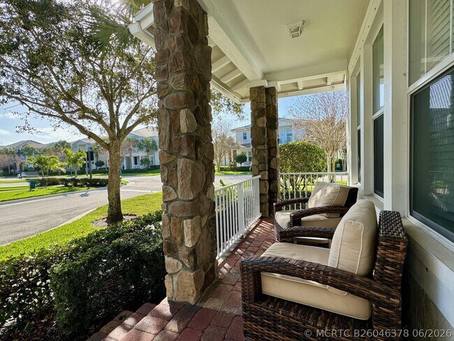 Building Photo - 2758 Avalon Way